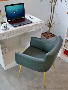 Põhjamaade kaasaegne söökla juhataja hele luksus kodus tagasi tooli meik tool magamistuba uuringu laua küünte arvuti tool