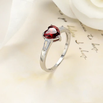 Romantiline Hõbedane Värv Punane Süda Rajada Crystal sõrmustes Naiste Mood Pulmad Engagement Ehete Hulgimüük